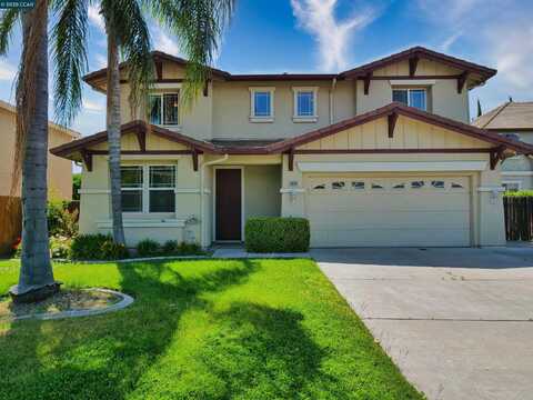 2035 Pasado Avenue, Manteca, CA 95336