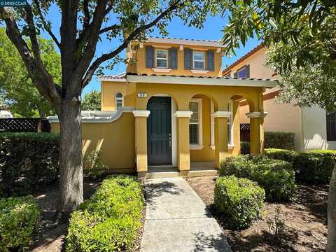 90 W Amistad Ln, Mountain House, CA 95391