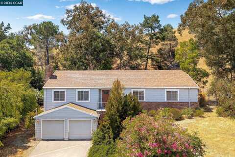 45 La Salle Dr, Moraga, CA 94556