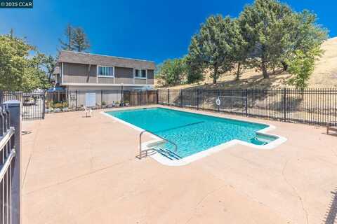 1366 Callen St, Vacaville, CA 95688