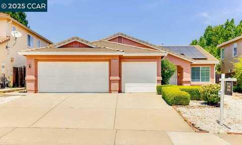 4513 Country Hills Dr, Antioch, CA 94531