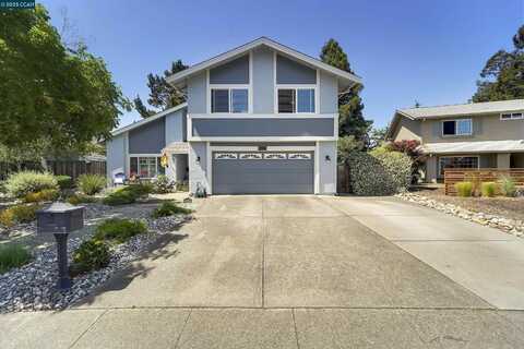921 Bolton Cir, Benicia, CA 94510