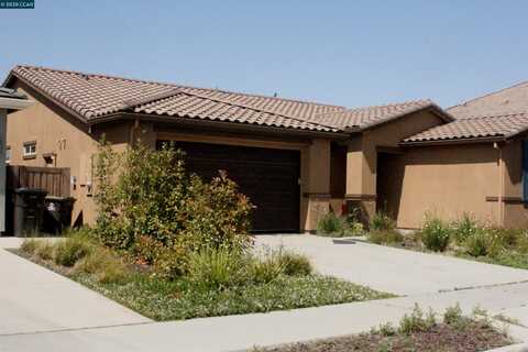 474 Central Pacific St., Lathrop, CA 95330