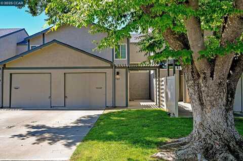 761 Pine St, Livermore, CA 94551