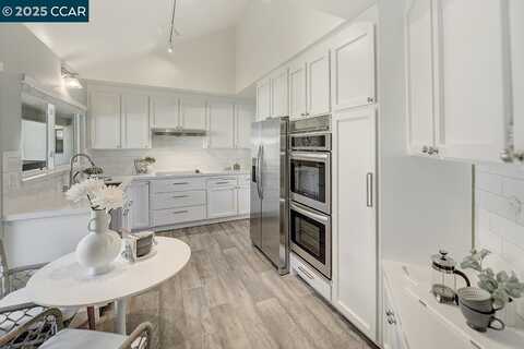 3288 Terra Granada Dr, Walnut Creek, CA 94595