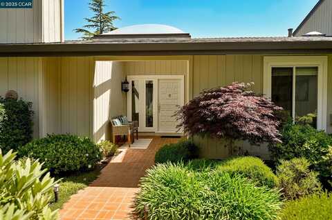 112 Alta Mesa Ct, Moraga, CA 94556