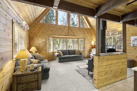2930 Kenshaw Way, Dorrington, CA 95223