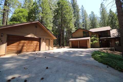 2387 Black Oak Drive, Arnold, CA 95223