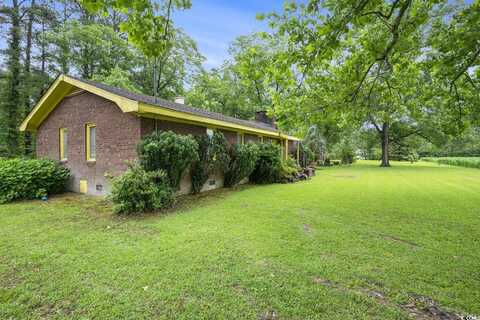 1731 Lee Ln., Longs, SC 29568