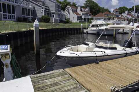 4396 Baldwin Ave., Little River, SC 29566