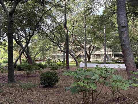 415 Ocean Creek Dr., Myrtle Beach, SC 29572