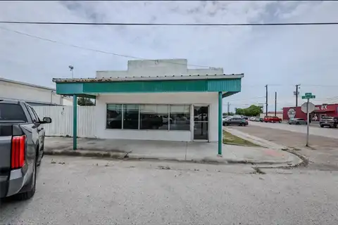 123 S Rachal Street, Sinton, TX 78387