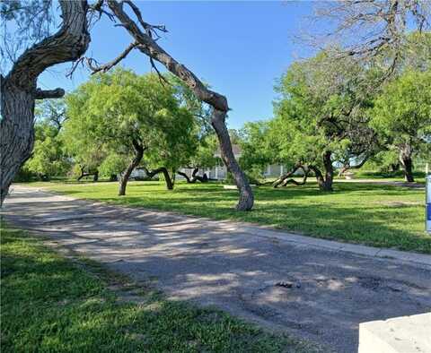 2916 W Highway 44, Alice, TX 78332