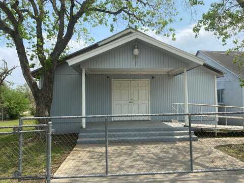 522 MCMASTER Road, Alice, TX 78332