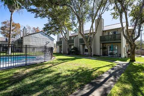 302 Saint Andrews Street unit: J-103, Rockport, TX 78382
