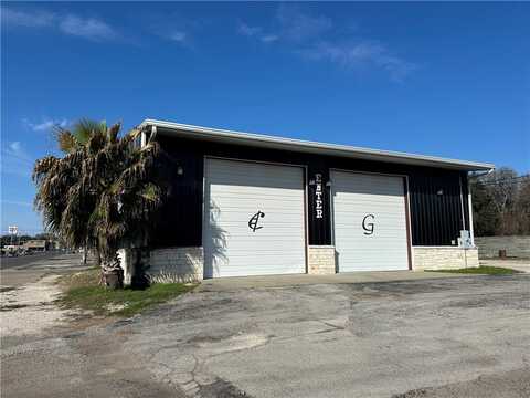 505 E Houston Street, Beeville, TX 78102