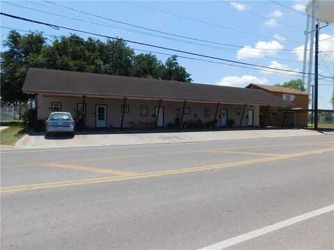 720 W Kenedy Avenue, Kingsville, TX 78363