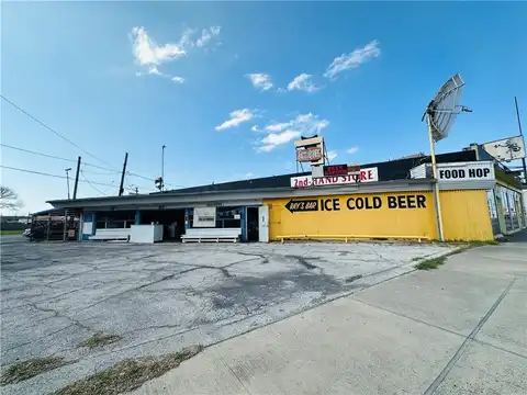 1613 S Staples Street, Corpus Christi, TX 78404