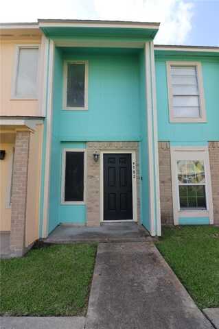 6702 Everhart unit: T102, Corpus Christi, TX 78413