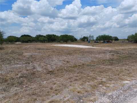 125 County Road 3053, Orange Grove, TX 78372