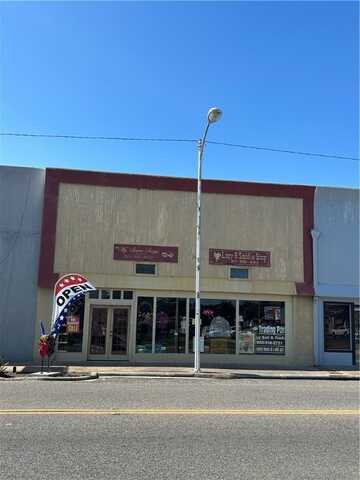 327 N Washington Street, Beeville, TX 78102