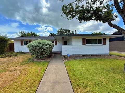 4414 Driftwood Place, Corpus Christi, TX 78411