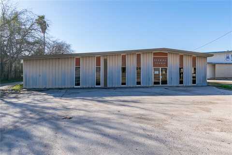 1303 S Falfurrias Highway, Alice, TX 78332