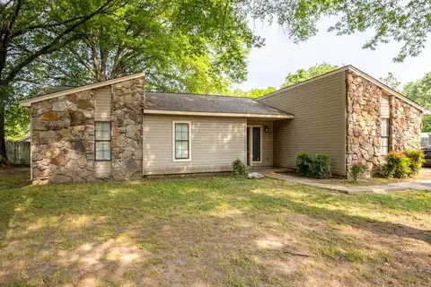 376 N PRAIRIE COVE, Marion, AR 72364
