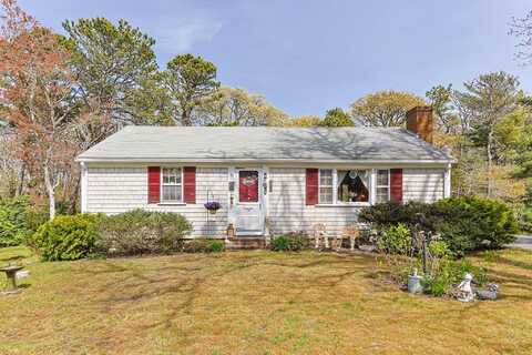 15 Surrey Lane, Harwich, MA 02645