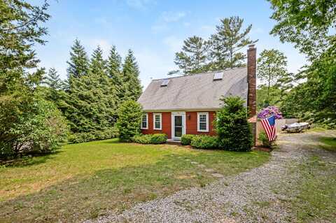 44 Buccaneer Way, Mashpee, MA 02649