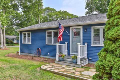 6 Januit Street, Sandwich, MA 02563