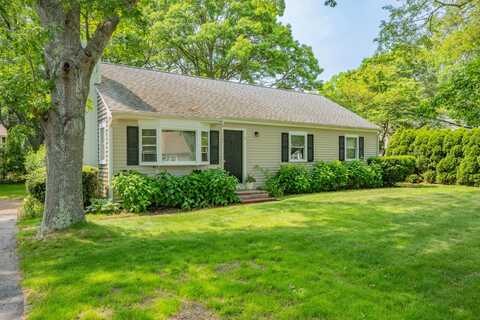 32 Jamie Lane, East Falmouth, MA 02536