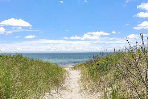 50 Nemasket Road, Falmouth, MA 02540