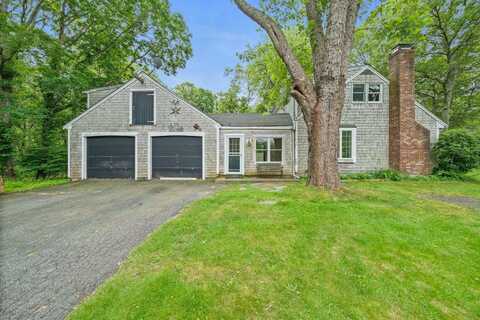 98 Freeman Road, Yarmouth Port, MA 02675