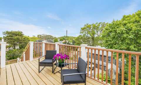 36 Pearl Street, Provincetown, MA 02657