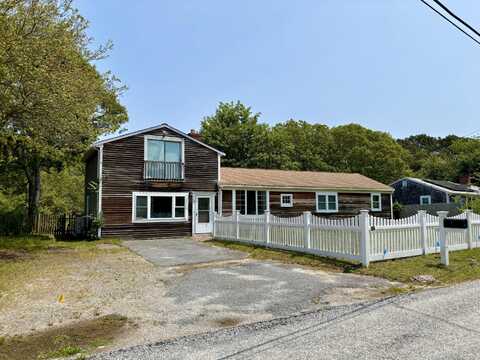 12 Amelia Way, South Yarmouth, MA 02664