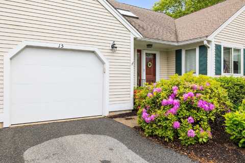 15 Pebble Beach Avenue, Mashpee, MA 02649