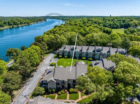 17 Ships Way, Bourne, MA 02532