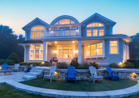 12 Pond Street, Chatham, MA 02633