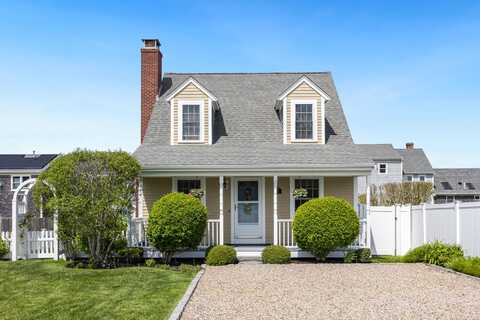 29 Wood Avenue, Sandwich, MA 02563