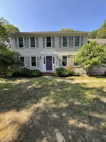 92 Brentwood Lane, Barnstable, MA 02630