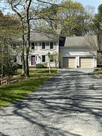 92 Brentwood Lane, Barnstable, MA 02630