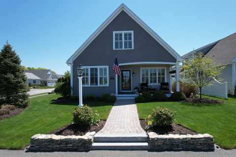 7 Bethpage Lane, Plymouth, MA 02360