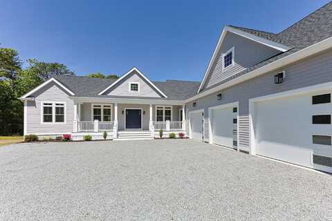 84 Hooppole Road, Mashpee, MA 02649