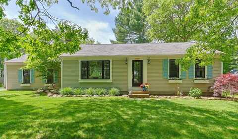 111 Richardson Road, Centerville, MA 02632