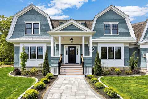 61 McKenna Ridge Road, West Falmouth, MA 02540