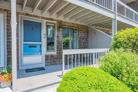 500 Ocean Street, Hyannis, MA 02601