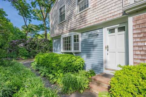 121 Lietrim Circle, Centerville, MA 02632