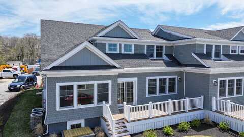 533 Woods Hole Road, Woods Hole, MA 02543