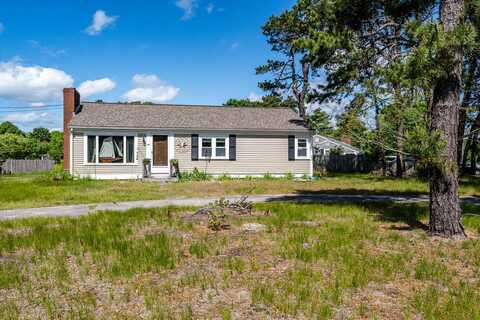 24 Hazelmoor Road, South Yarmouth, MA 02664